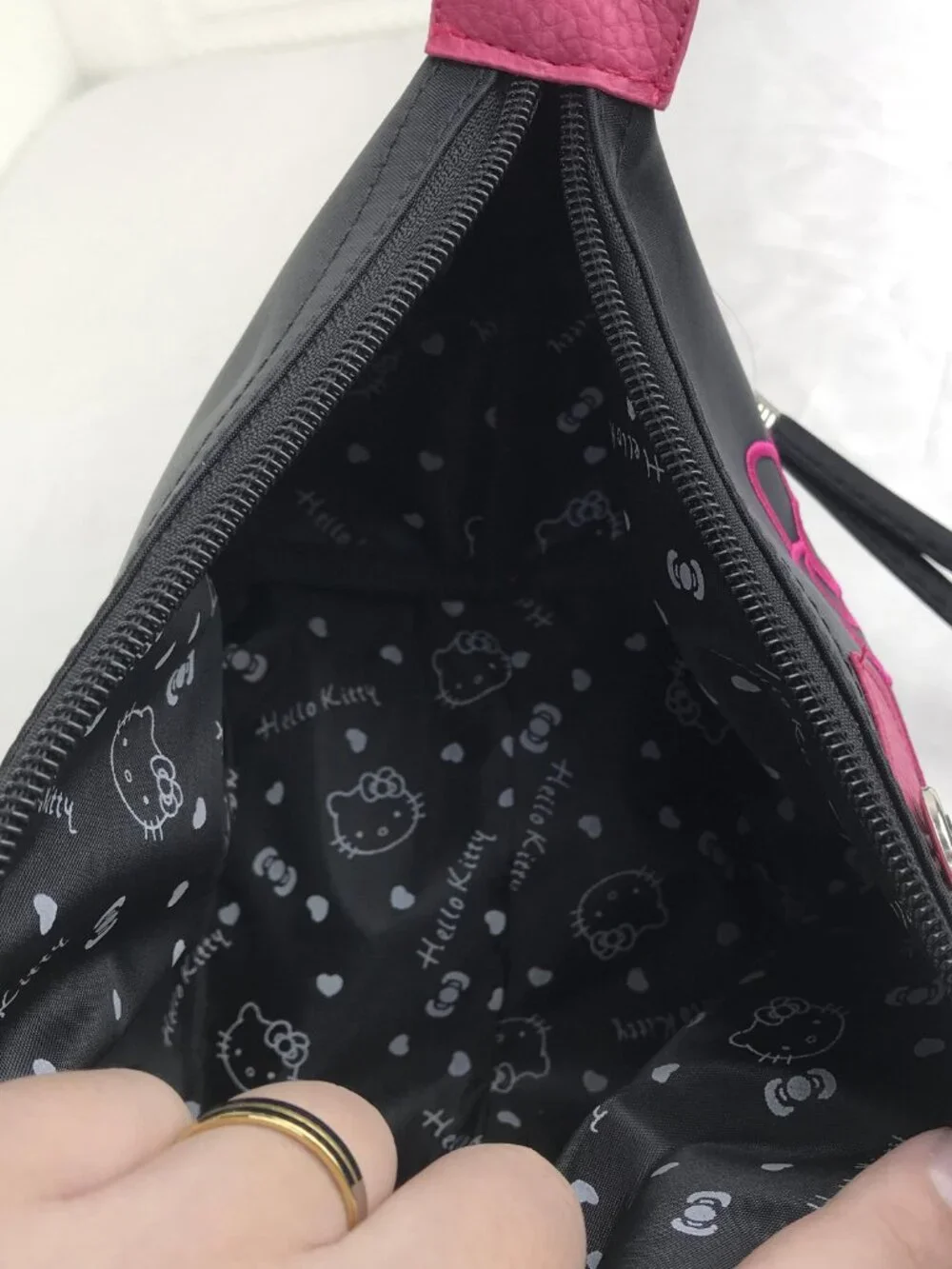 Hello Kitty MAKEUP BAG